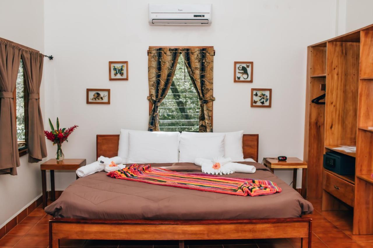 Mariposa Jungle Lodge Сан Игнасио Екстериор снимка